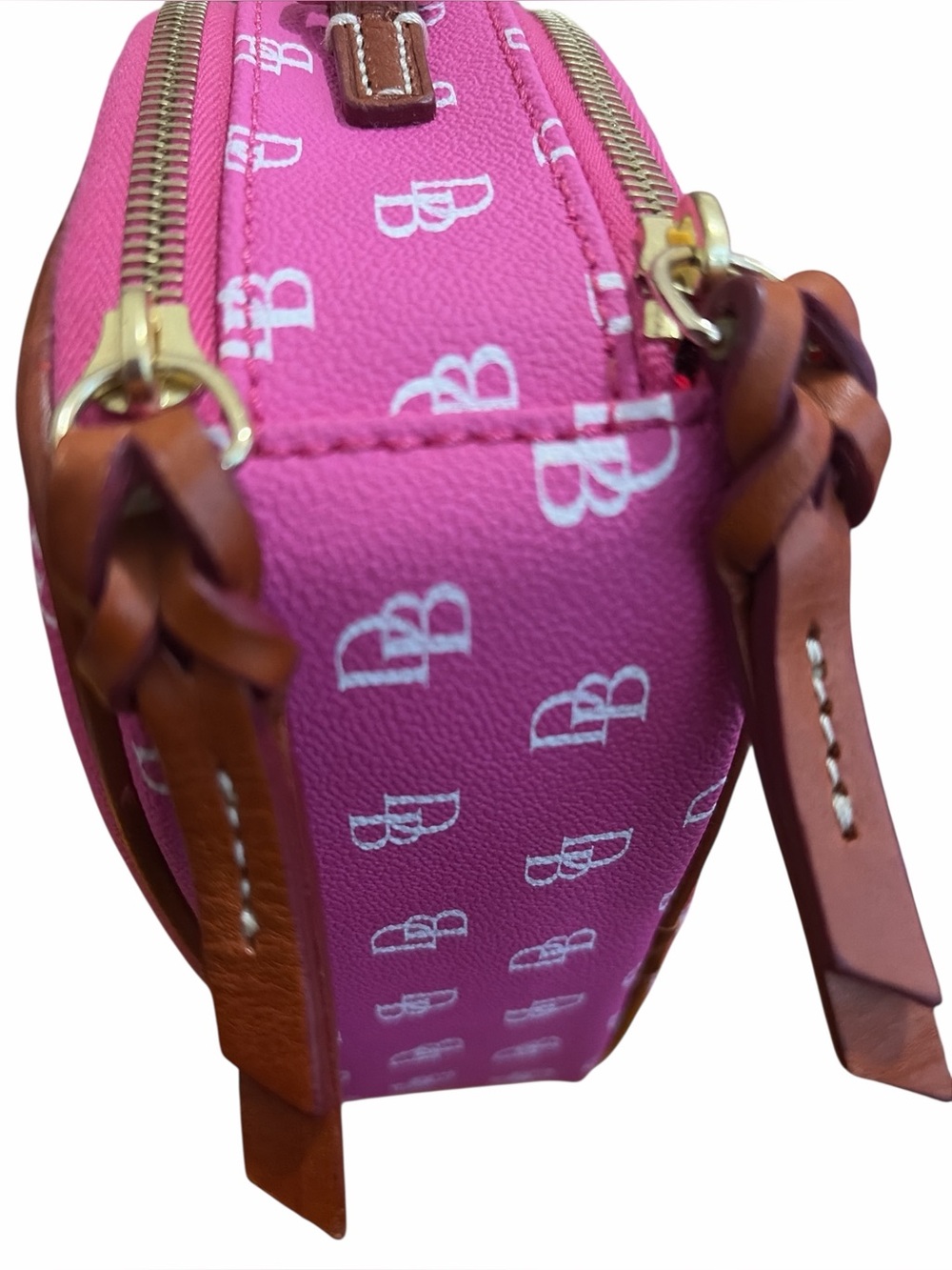 Dooney & Bourke Gretta Sawyer
Watch New special addition x5x5.5 - Picture 13 of 14